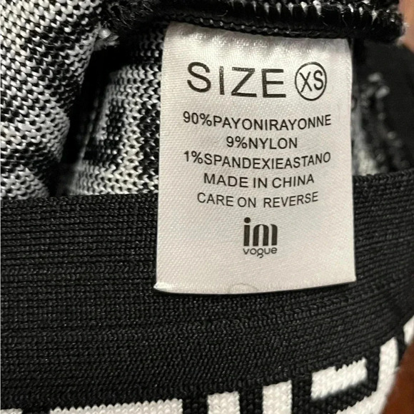 2 pieces 70βs monogram zipper ensemble size XS - Picture 2 of 8